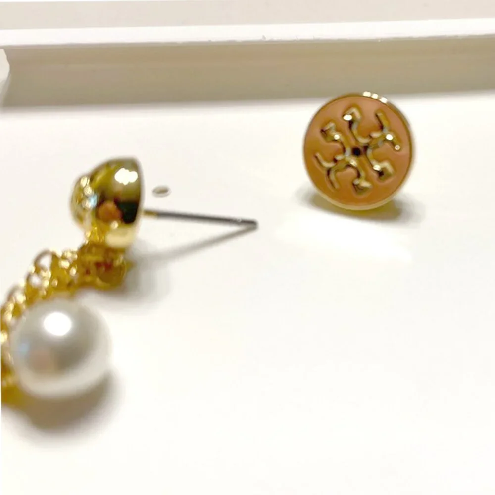 Tory Burch Gold & Pearl Chain Dangling Earrings NWOT
